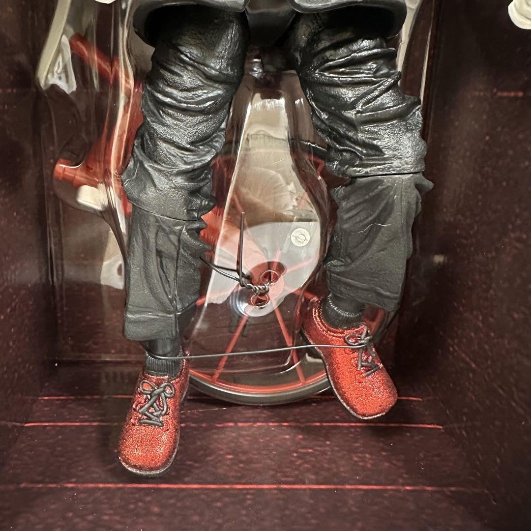 Amazon | ソウ 12インチ ビリー フィギュア ジグソウ | フィギュア